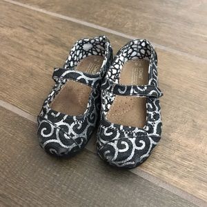TOMS Tiny Mary Jane Flats